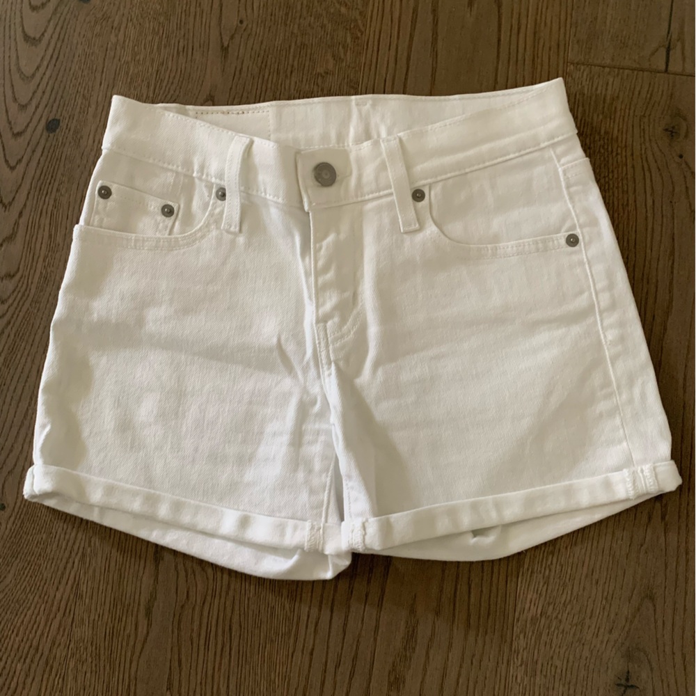 Levi White Denim Women Shorts Size 25